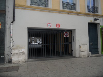 PARKING EXTERIEUR A LOUER - ST ETIENNE PREFECTURE - 55 € charges comprises par mois