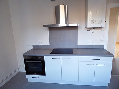 APPARTEMENT T2 A LOUER - ST ETIENNE CHATEAUCREUX - 52.94 m2 - 510 € charges comprises par mois