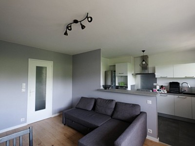 APPARTEMENT T3 A LOUER - ST ETIENNE FAURIEL - 58.14 m2 - 700�&euro; charges comprises par mois