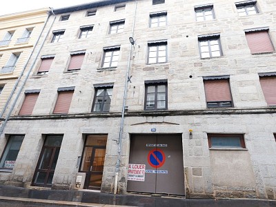 GARAGE A LOUER - ST ETIENNE CENTRE VILLE - 88 € charges comprises par mois