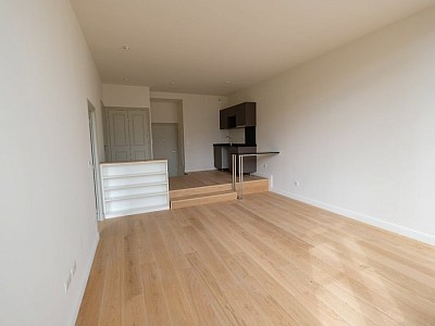 APPARTEMENT T2 A LOUER - ST ETIENNE CENTRE VILLE - 54.15 m2 - 580 &euro; charges comprises par mois