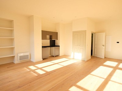 HYPER CENTRE A LOUER - ST ETIENNE CENTRE VILLE - 56.89 m2 - 590�&euro; charges comprises par mois