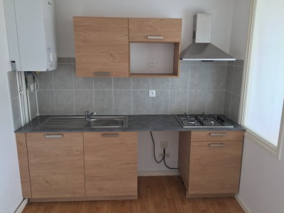 APPARTEMENT T2 A LOUER - ST ETIENNE CENTRE VILLE - 47.32 m2 - 450�&euro; charges comprises par mois