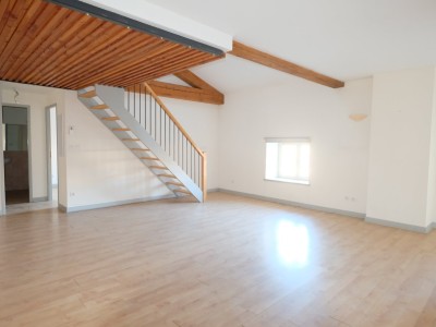 APPARTEMENT T3 A VENDRE - LA SEAUVE SUR SEMENE - 70,59 m2 - 79000 €