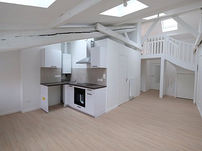 APPARTEMENT T3 A LOUER - ST ETIENNE CENTRE VILLE - 55.1 m2 - 750�&euro; charges comprises par mois