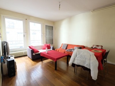 APPARTEMENT T2 A VENDRE - ST ETIENNE CENTRE VILLE - 53,61 m2 - 55000 €