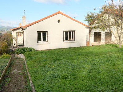MAISON A VENDRE - ST ETIENNE MONTPLAISIR - 142 m2 - 199000 €