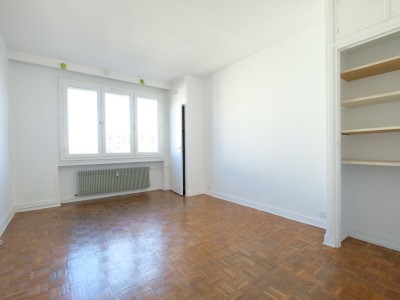 APPARTEMENT T4 A VENDRE - ST ETIENNE BELLEVUE - 66.23 m2 - 83000 €