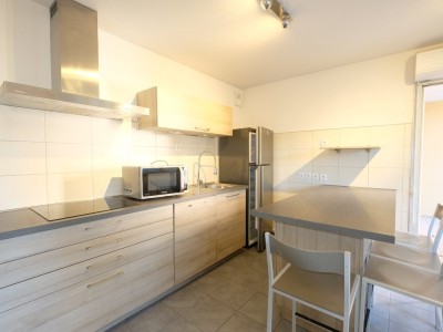 APPARTEMENT T2 A VENDRE - ST ETIENNE BELLEVUE - 44.58 m2 - 92000 €