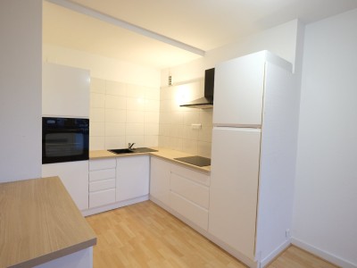 APPARTEMENT T3 A LOUER - ST ETIENNE FAURIEL - 66.71 m2 - 645 € charges comprises par mois