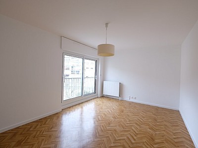 APPARTEMENT T2 A LOUER - ST ETIENNE BERGSON - 49.05 m2 - 520�&euro; charges comprises par mois