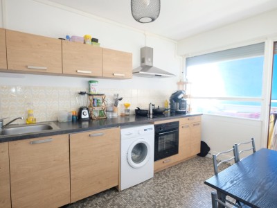 APPARTEMENT T4 A VENDRE - ST ETIENNE FACULTE / CENTRE DEUX - 99.01 m2 - 110000€