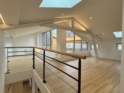 APPARTEMENT T5 A LOUER - ST ETIENNE HYPER CENTRE - 114.87 m2 - 1245€ charges comprises par mois