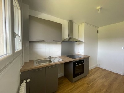 APPARTEMENT T3 A LOUER - ST ETIENNE FAURIEL - 58.27 m2 - 750€ charges comprises par mois