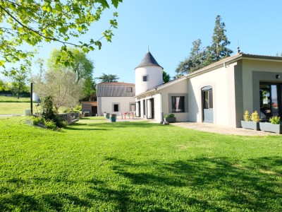 MAISON A VENDRE - ST JUST ST RAMBERT - 380 m2 - 849000€