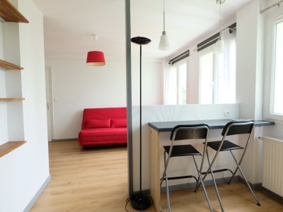 APPARTEMENT T1 A VENDRE - ST ETIENNE MONTPLAISIR - 27 m2 - 53500€