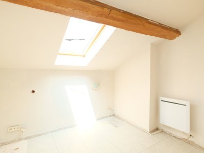 STUDIO A VENDRE - ST ETIENNE FAURIEL - 26.1 m2 - 45000€