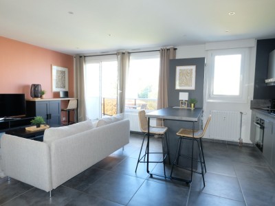 APPARTEMENT T2 A VENDRE - ST ETIENNE FAURIEL - 45.36 m2 - 126000€