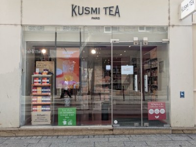 LOCAL COMMERCIAL A LOUER - ST ETIENNE CENTRE VILLE - 53 m2 - 1990€ HC par mois