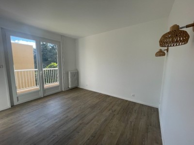 APPARTEMENT T2 A LOUER - ST ETIENNE BEL AIR - 61.75 m2 - 600€ charges comprises par mois