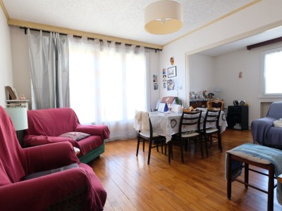 APPARTEMENT T4 A VENDRE - ST ETIENNE LA TERRASSE - 68.83 m2 - 83�000�&euro;