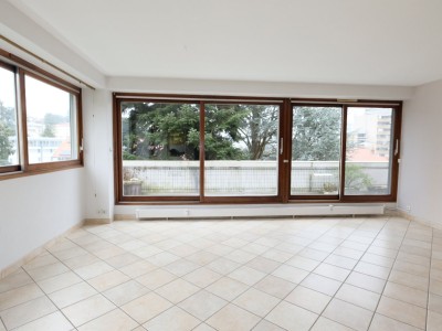 APPARTEMENT T5 A VENDRE - ST ETIENNE FAURIEL - 103.19 m2 - 129�000�&euro;