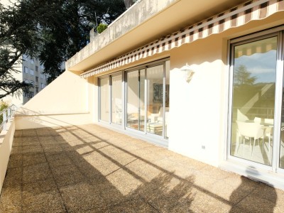 APPARTEMENT T5 A VENDRE - ST ETIENNE FAURIEL - 118 m2 - 239�000�&euro;