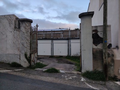 GARAGE A LOUER - ST ETIENNE FAURIEL - 70 &euro; charges comprises par mois