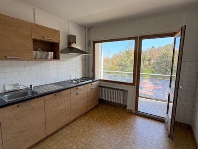 APPARTEMENT T1 A LOUER - ST ETIENNE CENTRE VILLE - 32.64 m2 - 460 &euro; charges comprises par mois
