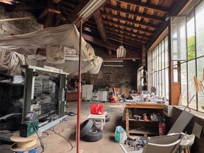 ENTREPOT A VENDRE - ST ETIENNE FACULTE / CENTRE DEUX - 150000€ 