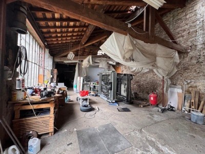 ENTREPOT A VENDRE - ST ETIENNE FACULTE / CENTRE DEUX - 150000€ 