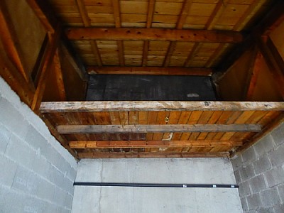 GARAGE A LOUER - ST ETIENNE CENTRE VILLE - 98 &euro; charges comprises par mois