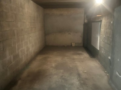 GARAGE A LOUER - ST ETIENNE CHAVANELLE - 20 m2 - 85 € charges comprises par mois
