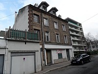 GARAGE A LOUER - ST ETIENNE FAURIEL - 70 € charges comprises par mois