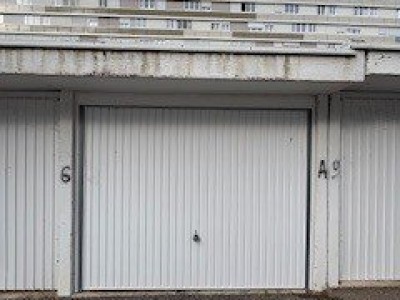 GARAGE A LOUER - ST ETIENNE LA MÉTARE - 80 € charges comprises par mois