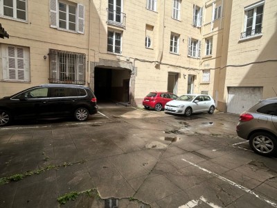 GARAGE A LOUER - ST ETIENNE PREFECTURE - 90 € charges comprises par mois