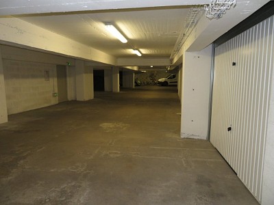 GARAGE - ST ETIENNE CENTRE VILLE - VENDU