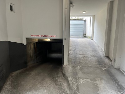 GARAGE A VENDRE - ST ETIENNE CENTRE VILLE - 12 000 €