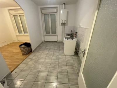 IMMEUBLE A VENDRE - ST ETIENNE FACULTE / CENTRE DEUX - 560 m2 - 549000€