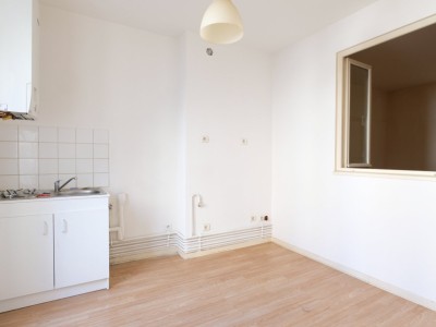 IMMEUBLE A VENDRE - ST ETIENNE FACULTE / CENTRE DEUX - 560 m2 - 519 000 &euro;