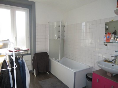 IMMEUBLE A VENDRE - UNIEUX - 189.5 m2 - 179000 €