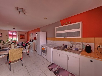 IMMEUBLE DE RAPPORT A VENDRE - FIRMINY - 280 m2 - 265 000 €