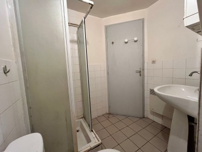 IMMEUBLE DE RAPPORT A VENDRE - ST ETIENNE CENTRE VILLE - 128.28 m2 - 188000€