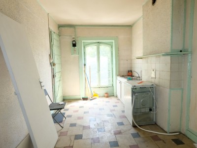 IMMEUBLE DE RAPPORT A VENDRE - ST ETIENNE FACULTE / CENTRE DEUX - 382 m2 - 309 000 €