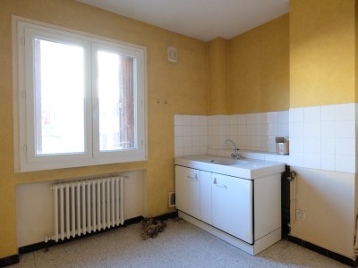 IMMEUBLE DE RAPPORT A VENDRE - ST ETIENNE FOURNEYRON - 174.56 m2 - 235�000�&euro;