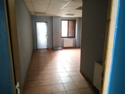 LOCAL COMMERCIAL A LOUER - ST ETIENNE BADOUILLRE - 95 m2 - 350€ HC par mois