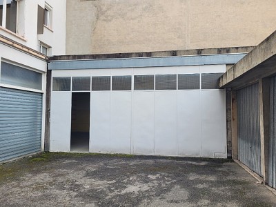 LOCAL COMMERCIAL A LOUER - ST ETIENNE CARNOT - 133 m2 - 1200 € HC par mois