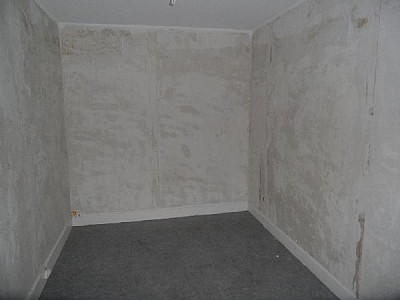 LOCAL COMMERCIAL A LOUER - ST ETIENNE CENTRE VILLE - 50 m2 - 160€ HC et HT par mois