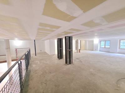 LOCAL COMMERCIAL A LOUER - ST ETIENNE CENTRE VILLE - 247 m2 - Prix : nous consulter