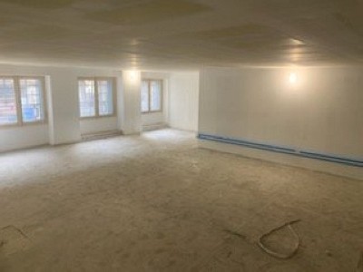 LOCAL COMMERCIAL A LOUER - ST ETIENNE CENTRE VILLE - 247 m2 - Prix : nous consulter